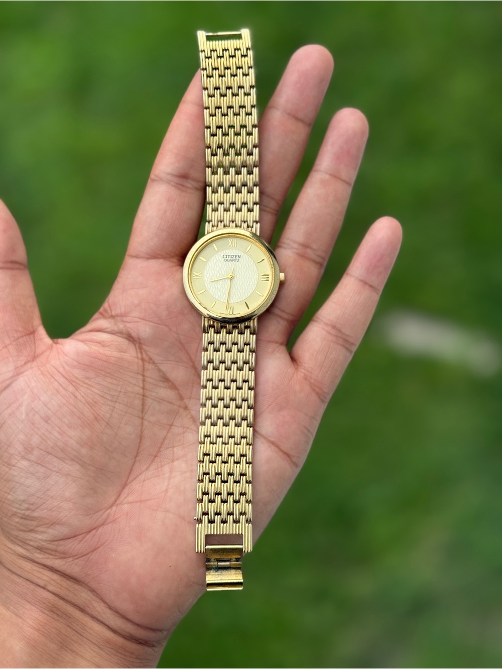 Citizen vintage Gold Tone Classic Style unisex  Watch, Vintage 90s Style